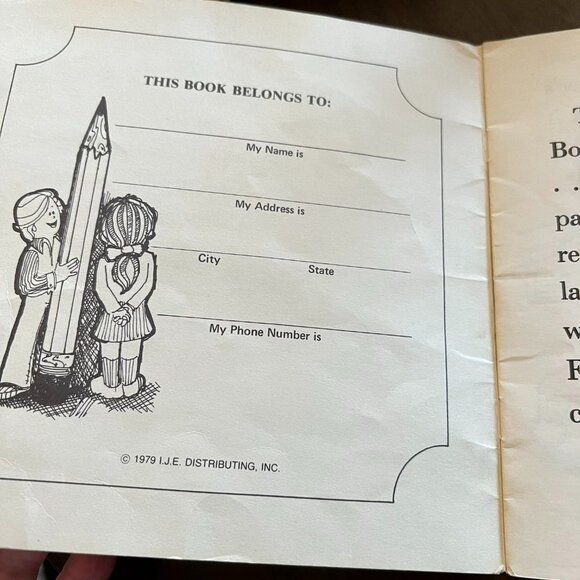 Read-A-Long Book and Record 45 -A Day On The Farm Vintage Kid Stuff Records Rare - Picture 3 of 6